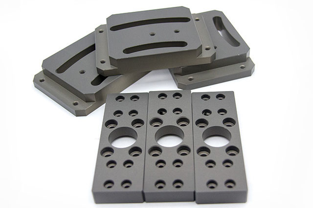 鈦金屬在石油化工行業(yè)中應(yīng)用的幾個特點